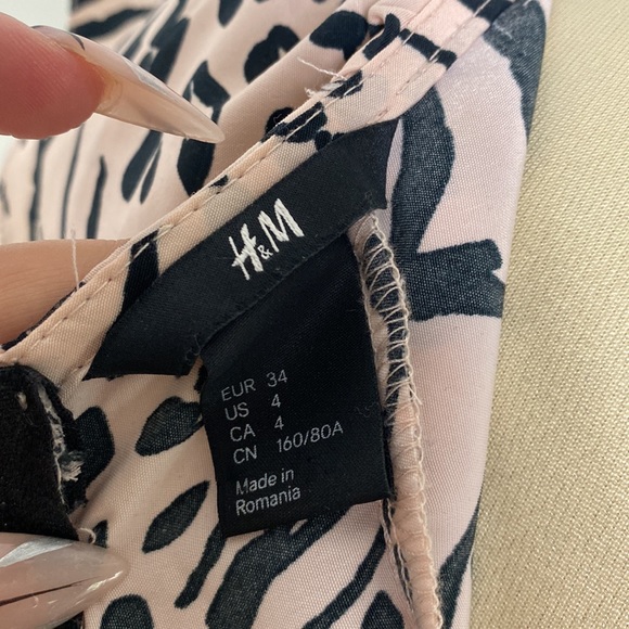 H&M Dress - Picture 7 of 7